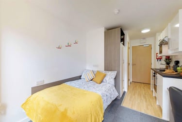 1 bed studio, West Park Place, Haymarket, Edinburgh, EH112EE - Image 7
